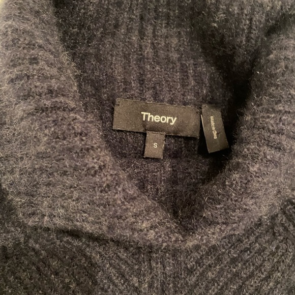 Theory Cashmere Moving Rib Turtleneck Sweater - Picture 9 of 10